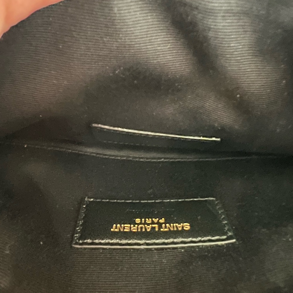 Saint Laurent Grain De Poudre Chevron Monogram Bill Pouch - Picture 4 of 11